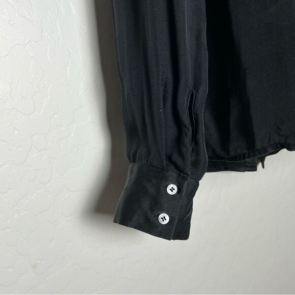 FRAME Silk Chiffon Gathered Shoulder Center Pleat Button Up cuff blouse M - Picture 5 of 11